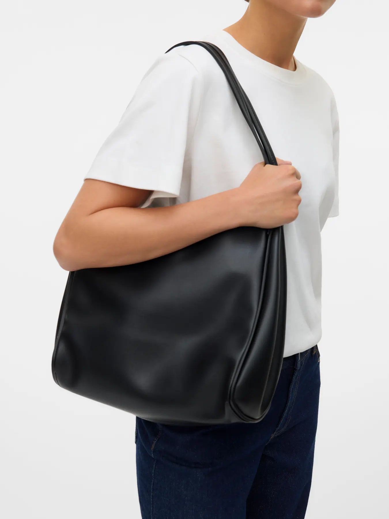 VMNAYA SHOULDER BAG, Black