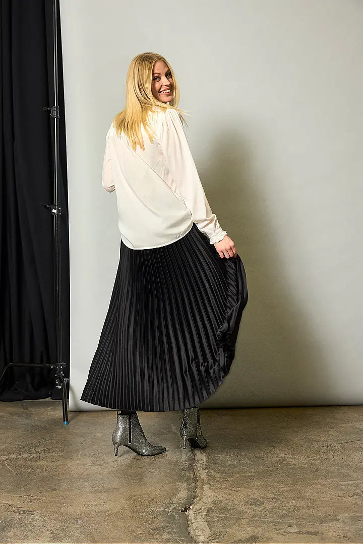 Ze-Bea 943 Skirt, Black