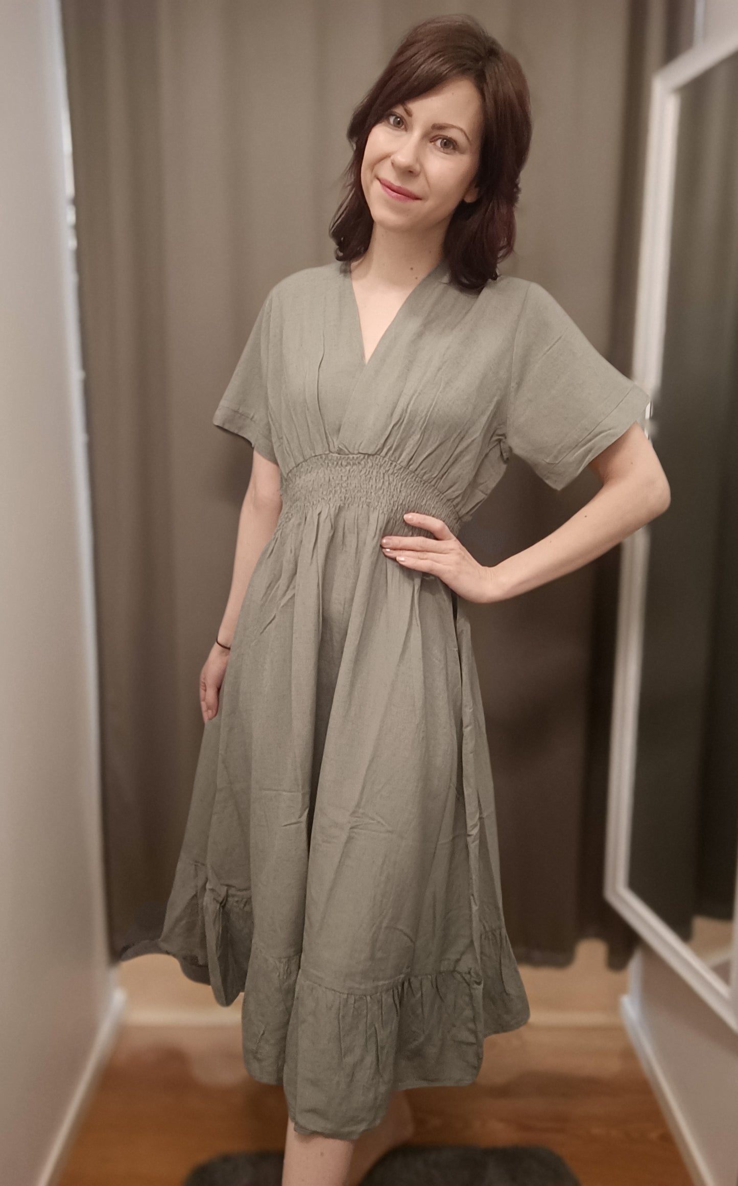 MAPP Vicky V-smock dress, kaksi väriä!