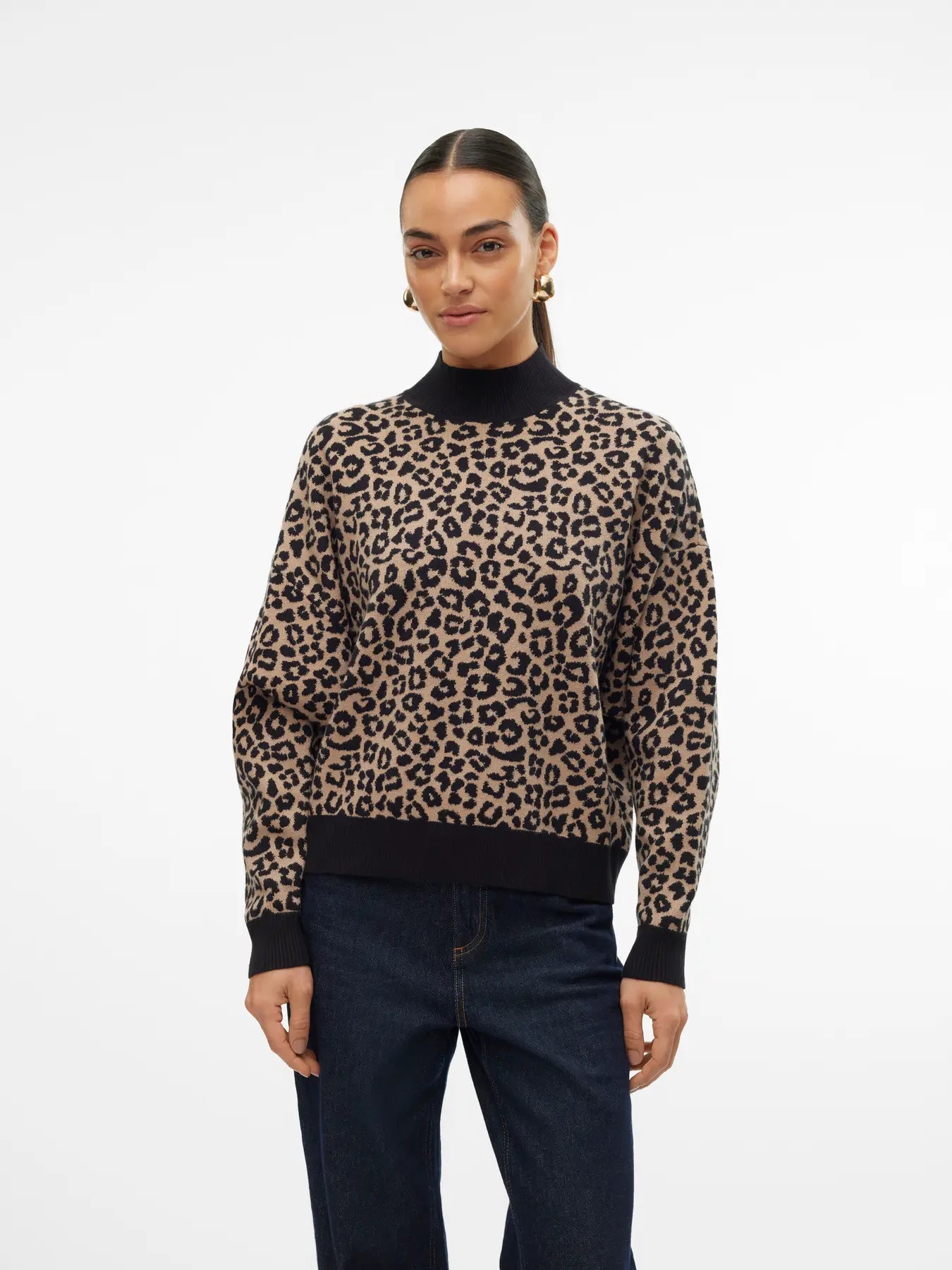 VMARIA ART BATWING HIGHNECK PULLOVER, Black w. silver mink leo print