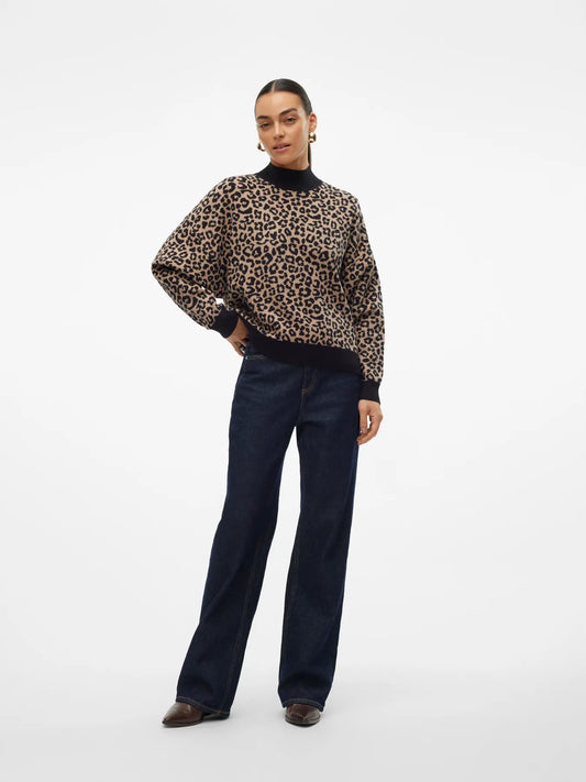 VMARIA ART BATWING HIGHNECK PULLOVER, Black w. silver mink leo print