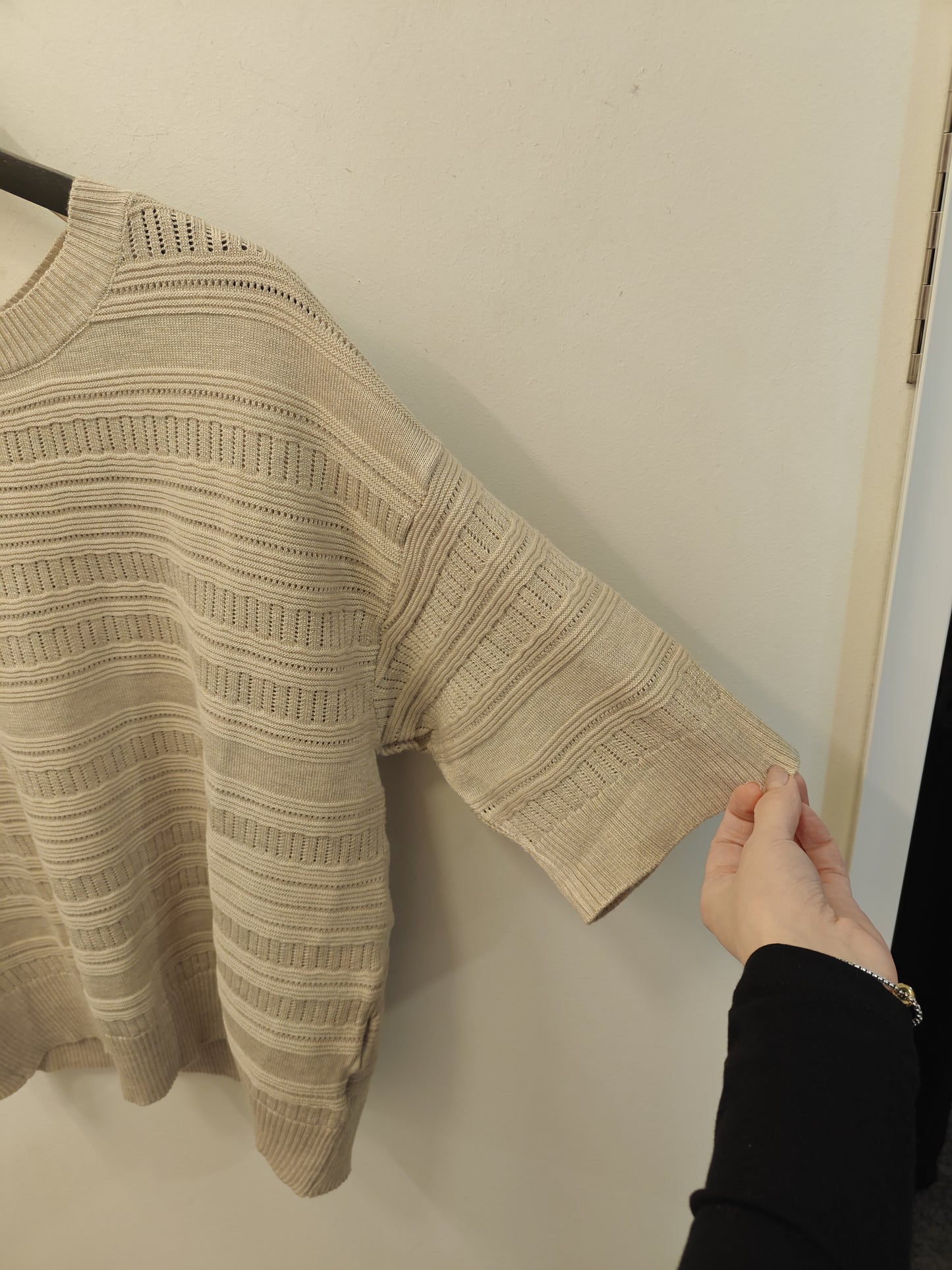 Mingel lyhythihainen neule, Beige