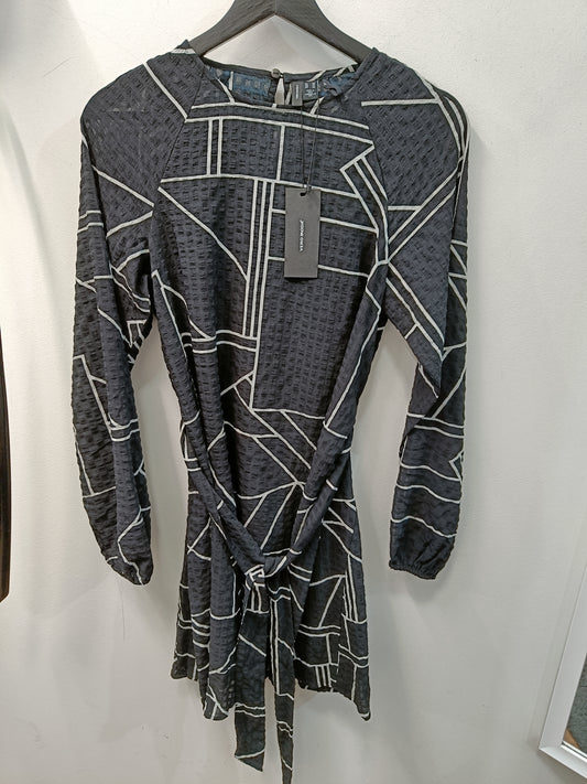 VMHOLLO LA O-NECK SHORT BELT DRESS